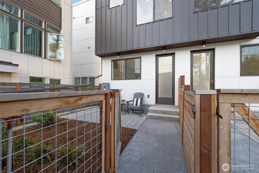 Property photo for 6614 Carleton Avenue S #A, Seattle photo 30