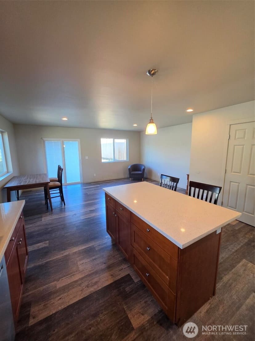 Property photo for 3704 W F Street, Bremerton photo 11