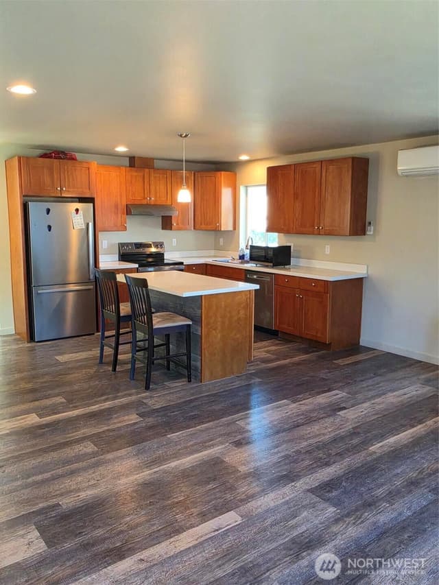 Property photo for 3704 W F Street, Bremerton photo 5