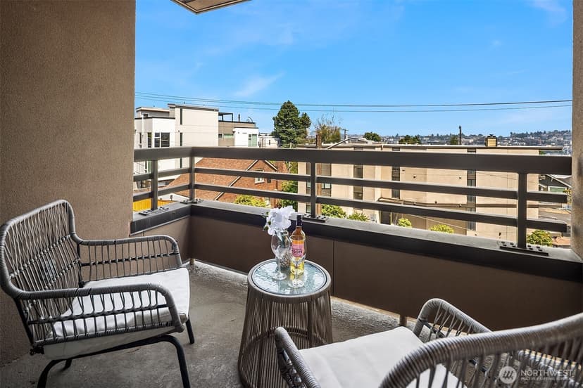 Property photo for 700 Crockett Street #104, Seattle photo 22