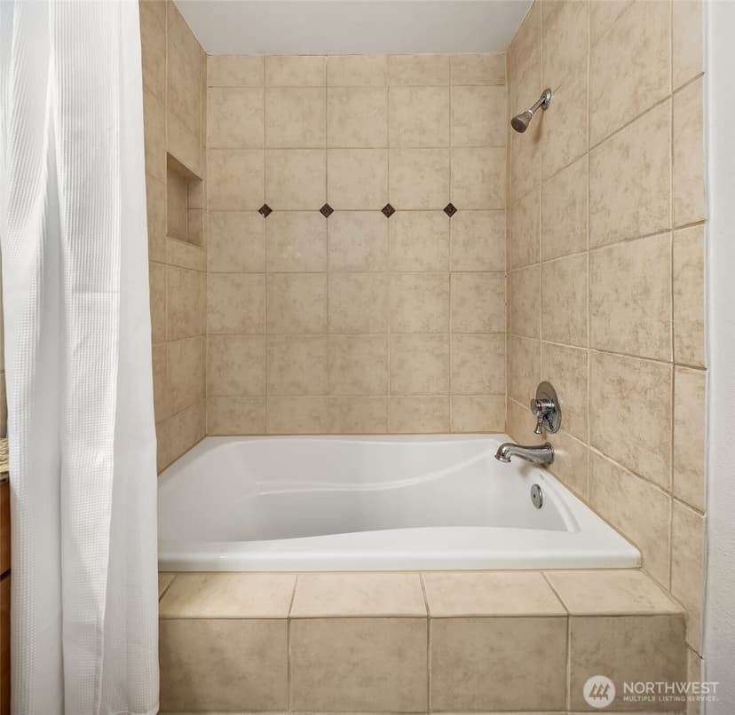 Property photo for 700 Crockett Street #104, Seattle photo 24