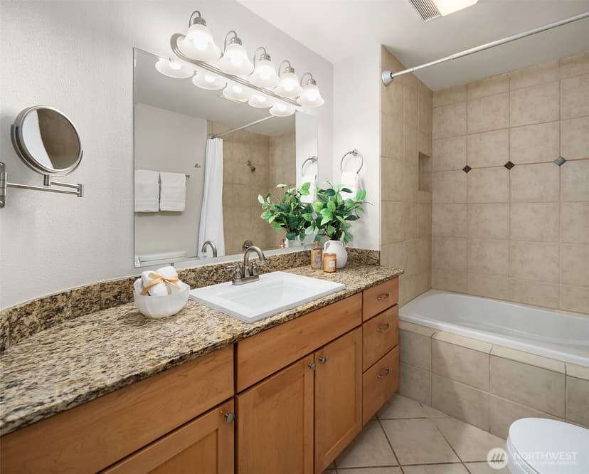 Property photo for 700 Crockett Street #104, Seattle photo 23