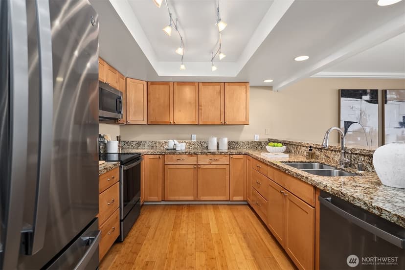 Property photo for 700 Crockett Street #104, Seattle photo 13
