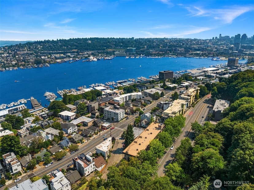 Property photo for 700 Crockett Street #104, Seattle photo 34