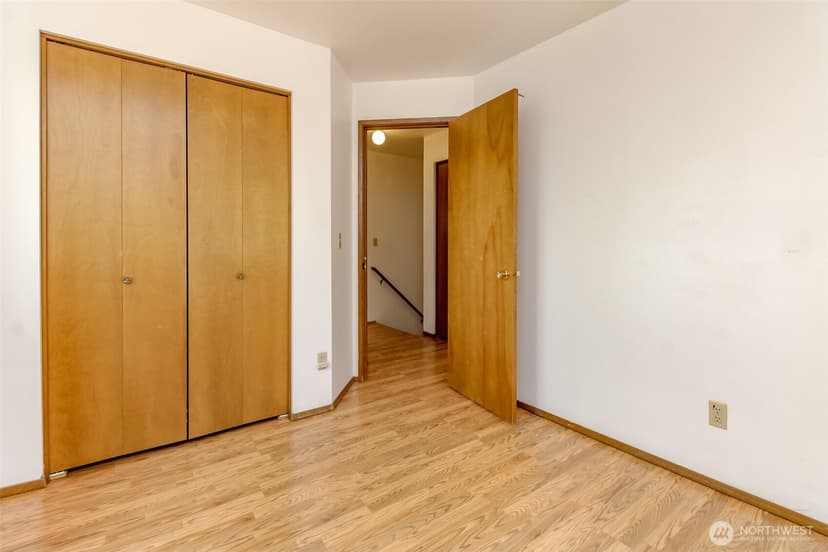 Property photo for 13336 35th Avenue S, Tukwila photo 23