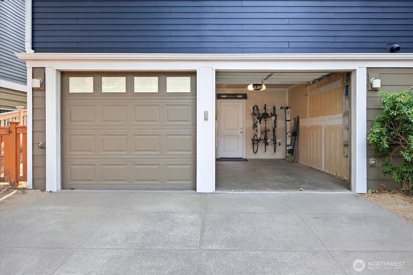 Property photo for 4148 29th Avenue S, Seattle photo 30