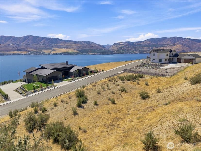 Property photo for 127 Crystal Crest Drive, Chelan photo 6