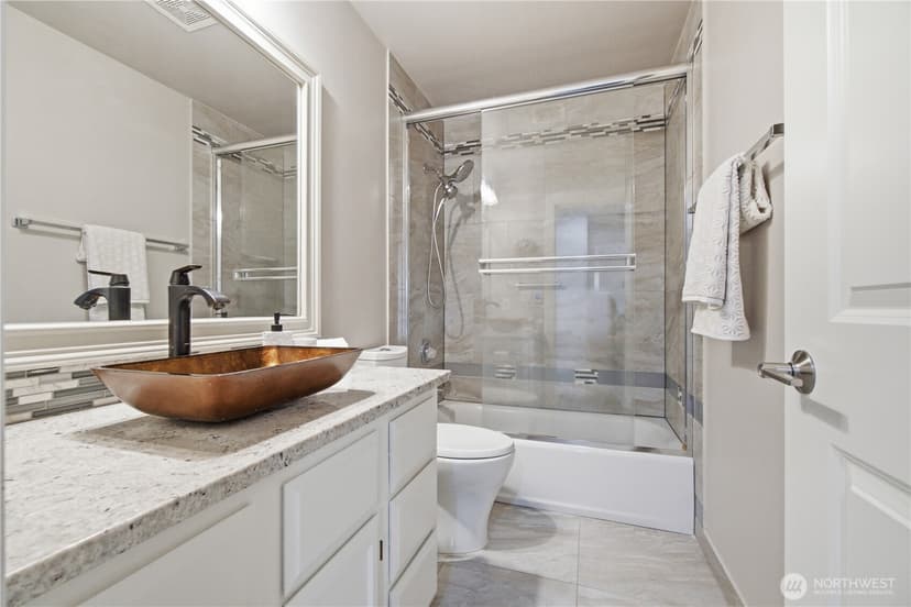 Property photo for 4019 NE 17th Street, Renton photo 23