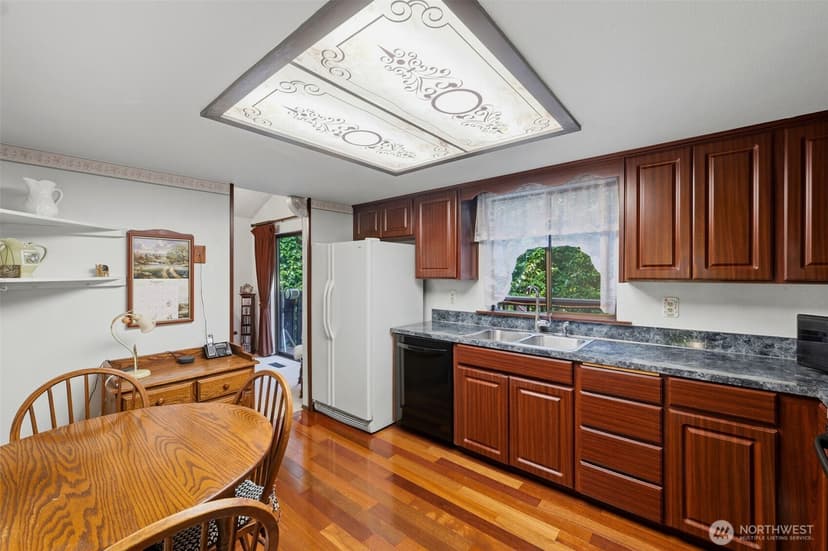 Property photo for 3325 SE Summer Place, Port Orchard photo 8