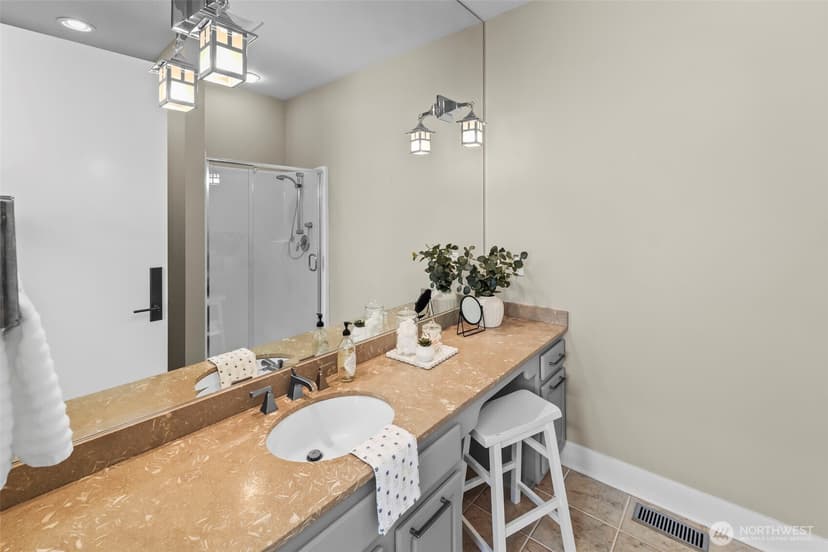 Property photo for 7305 Soundview Drive NW #601, Gig Harbor photo 30