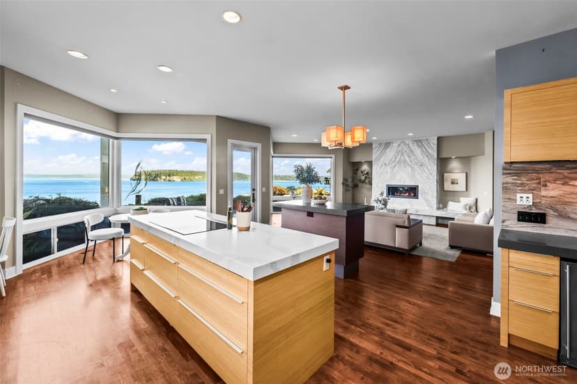 Property photo for 7305 Soundview Drive NW #601, Gig Harbor photo 8
