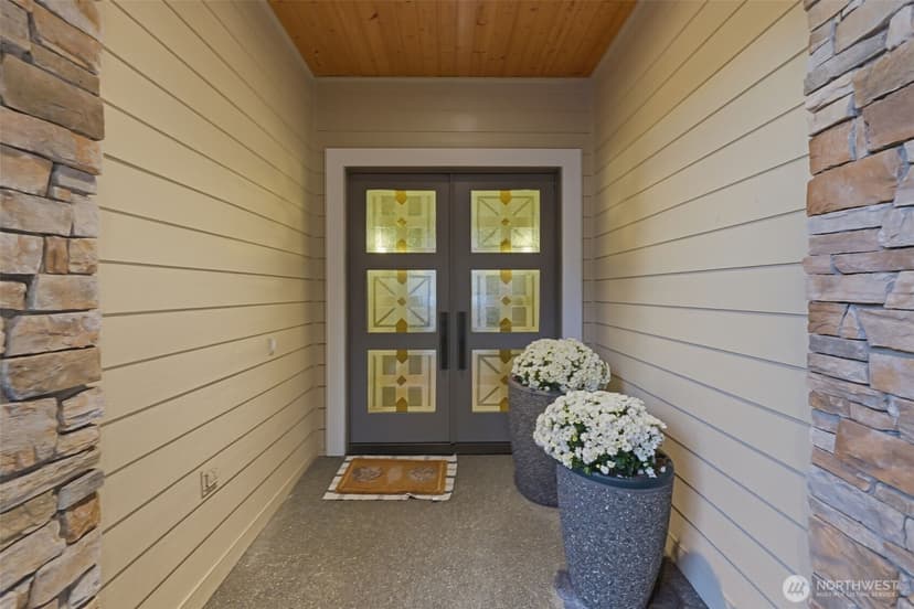 Property photo for 7305 Soundview Drive NW #601, Gig Harbor photo 7