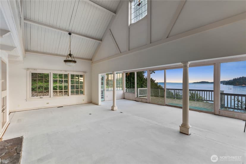 Property photo for 11127 NE Wing Point Drive, Bainbridge Island photo 9