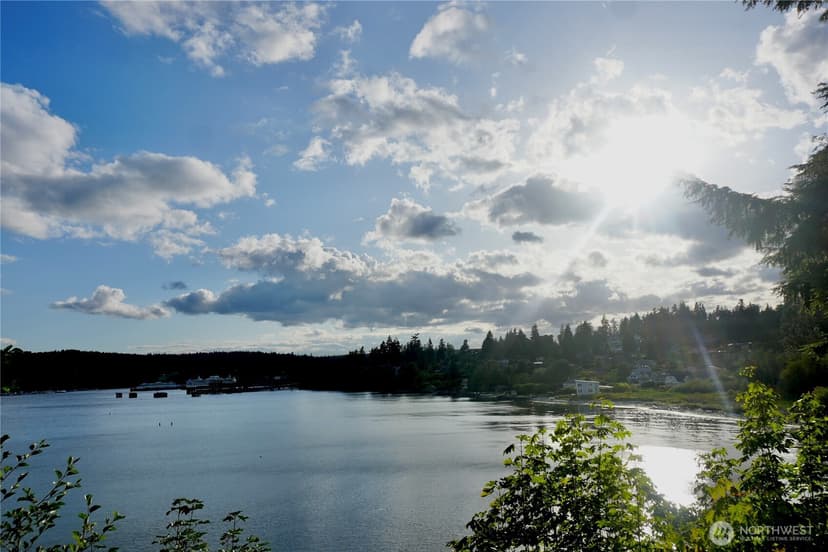 Property photo for 11127 NE Wing Point Drive, Bainbridge Island photo 14