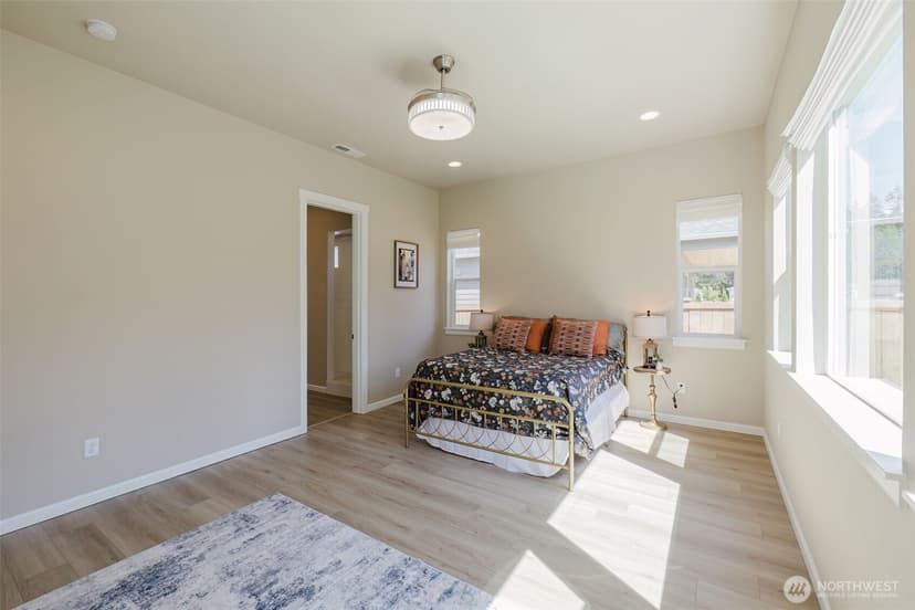 Property photo for 3800 SW Alava Court, Port Orchard photo 18