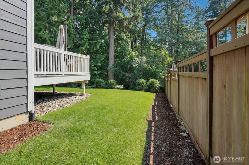 Property photo for 17304 Parkside Way SE, Renton photo 31