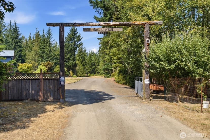 Property photo for 2797 Lost Creek Lane NW, Bremerton photo 36