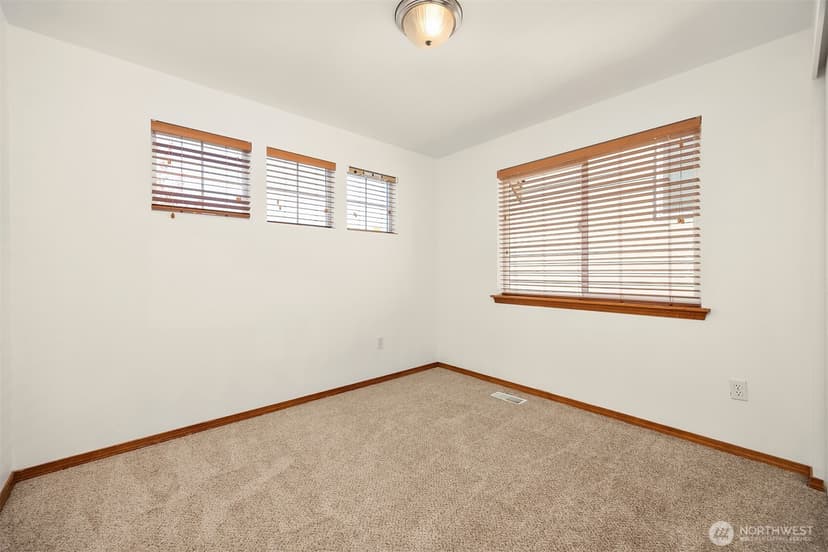 Property photo for 12421 SE 278th Place, Kent photo 22