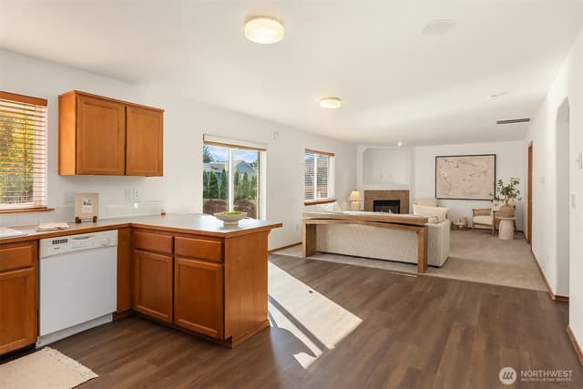 Property photo for 12421 SE 278th Place, Kent photo 5