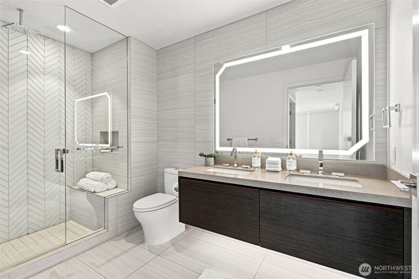 Property photo for 188 Bellevue Way NE #1906, Bellevue photo 7