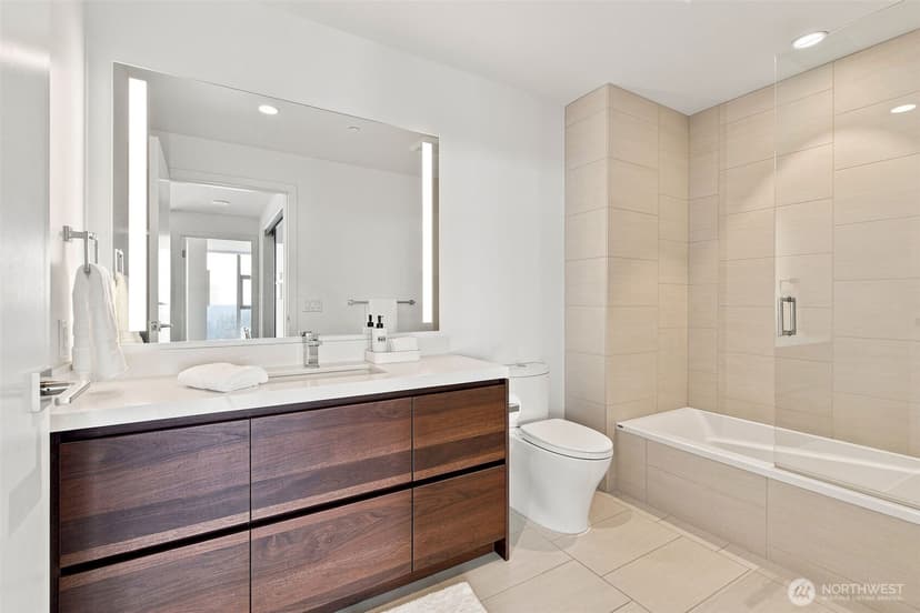 Property photo for 188 Bellevue Way NE #1906, Bellevue photo 11