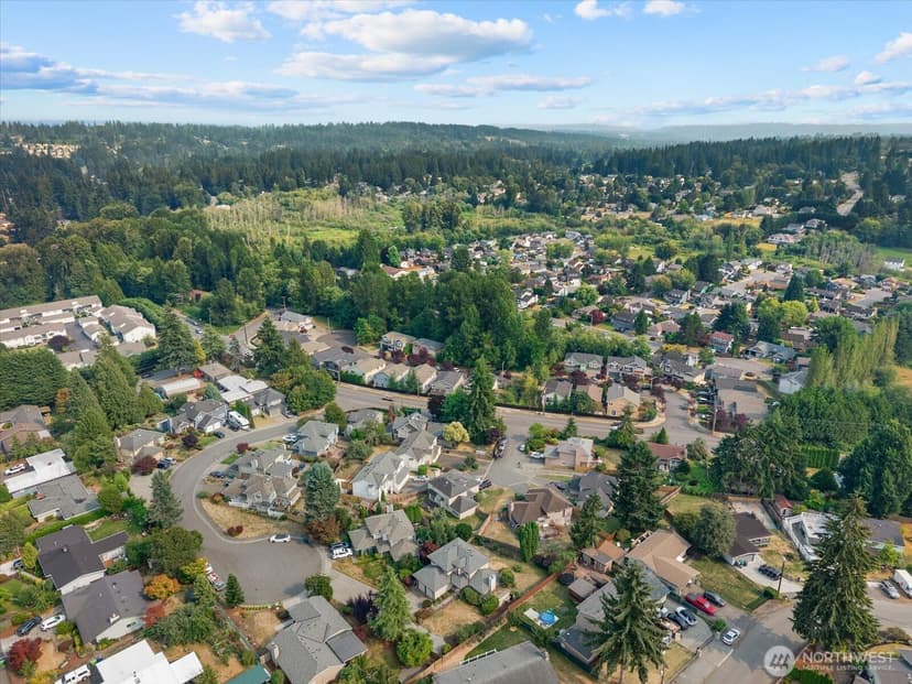 Property photo for 20704 29th Place W, Lynnwood photo 35