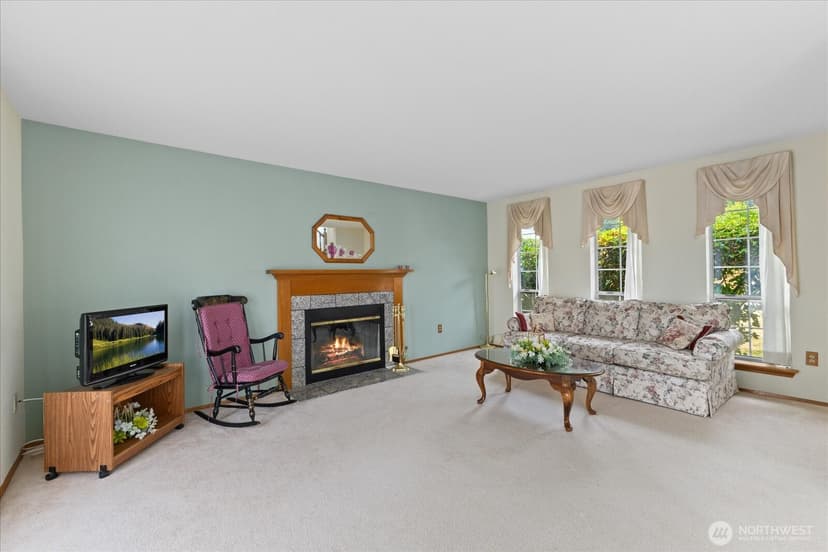 Property photo for 20704 29th Place W, Lynnwood photo 11