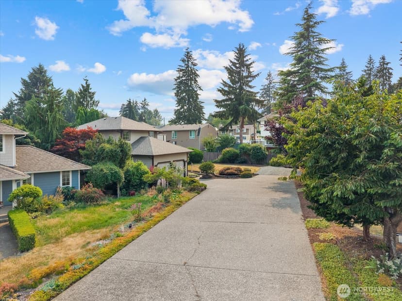 Property photo for 20704 29th Place W, Lynnwood photo 6