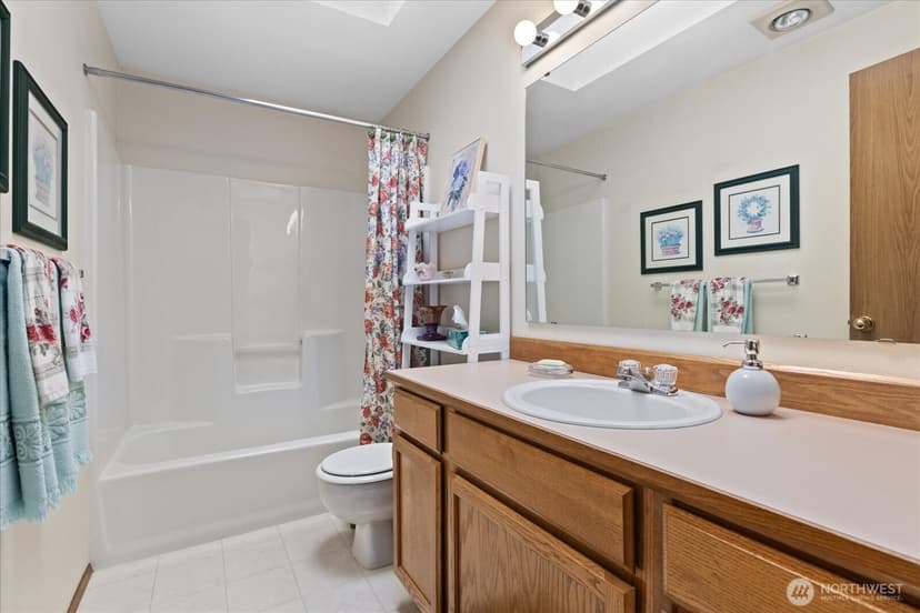 Property photo for 20704 29th Place W, Lynnwood photo 23