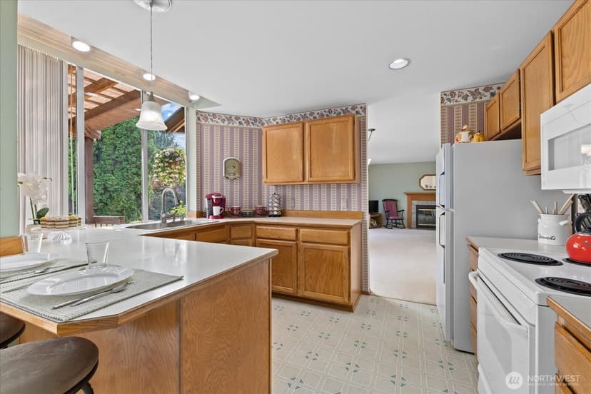 Property photo for 20704 29th Place W, Lynnwood photo 16