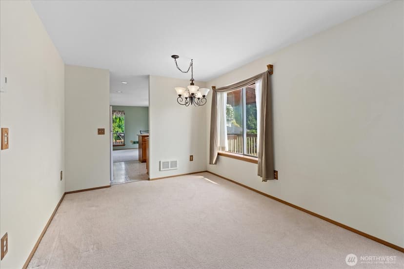 Property photo for 20704 29th Place W, Lynnwood photo 13