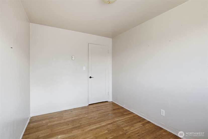 Property photo for 232 Bridgeway, Everett photo 19
