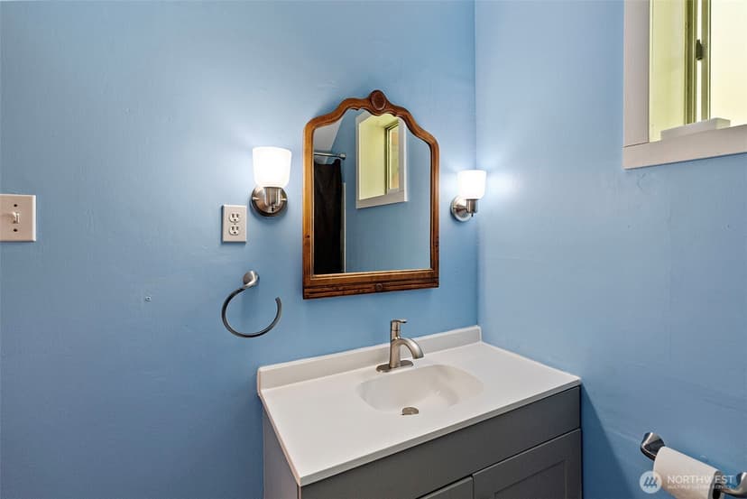 Property photo for 2611 Marine Drive, Bremerton photo 36