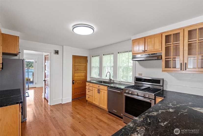 Property photo for 2611 Marine Drive, Bremerton photo 23