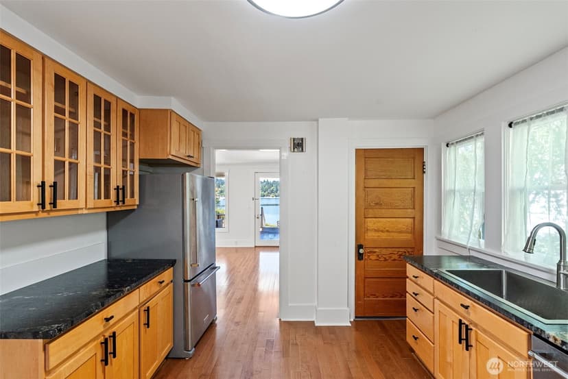 Property photo for 2611 Marine Drive, Bremerton photo 21