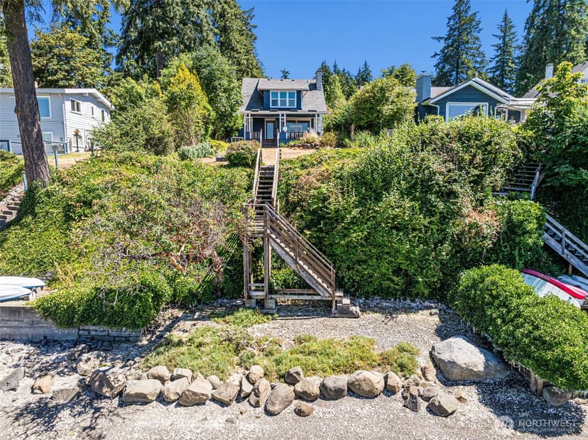 Property photo for 2611 Marine Drive, Bremerton photo 7