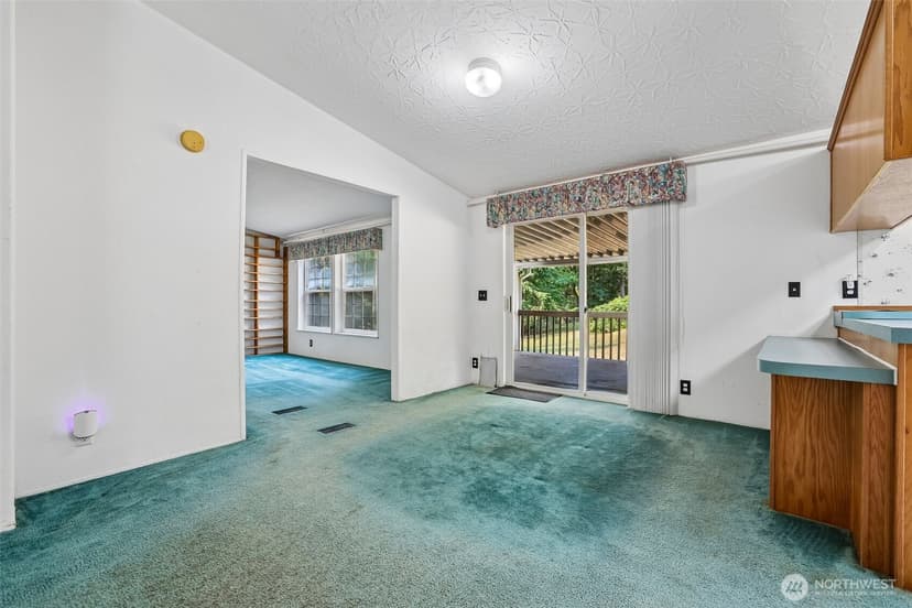 Property photo for 16627 230th Avenue SE, Maple Valley photo 7