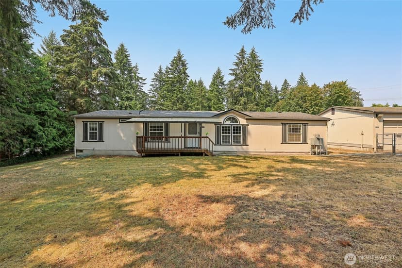 Property photo for 16627 230th Avenue SE, Maple Valley photo 2