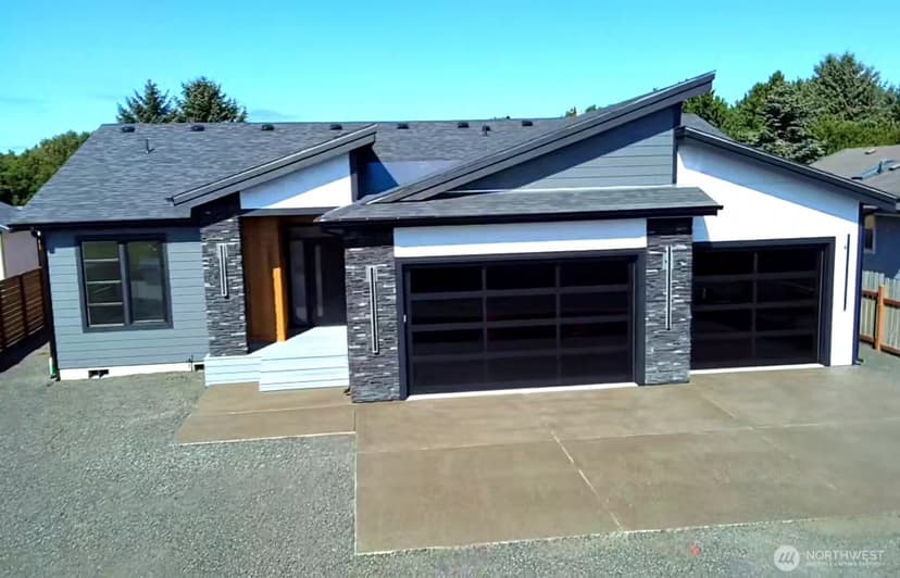 Property photo for 430 Salina Cruz Avenue SW, Ocean Shores
