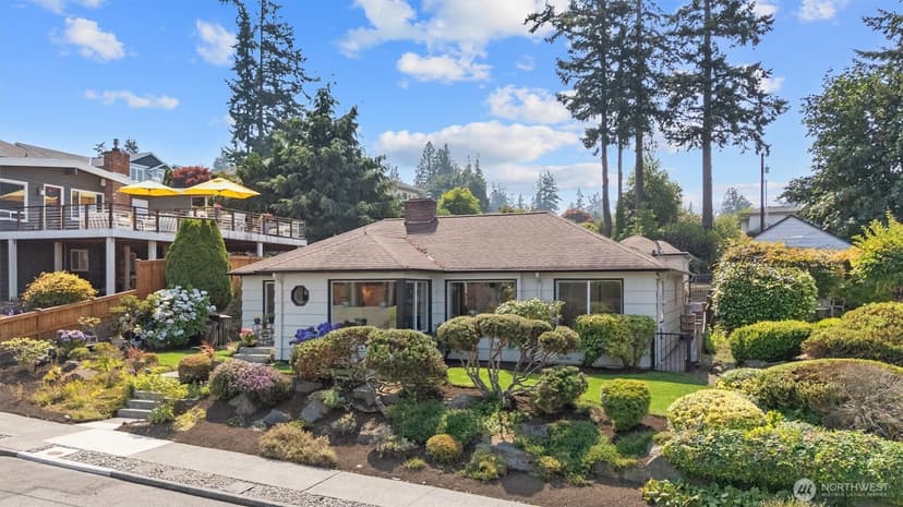 Property photo for 920 Maple Street, Edmonds photo 21
