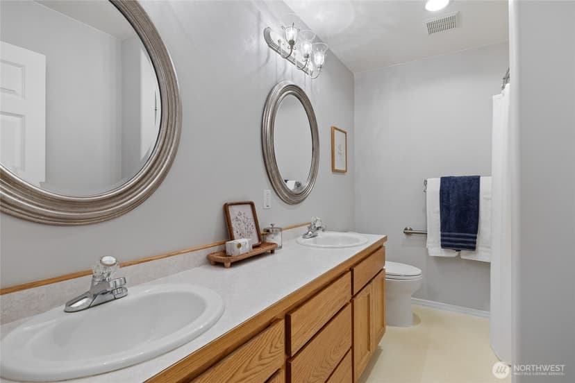Property photo for 8121 134th Street NE, Arlington photo 23