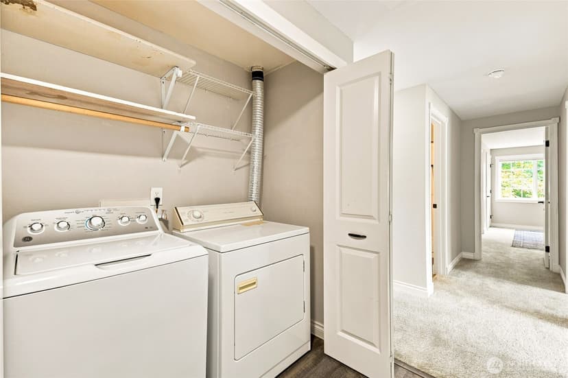 Property photo for 12404 E Gibson Road #L306, Everett photo 12
