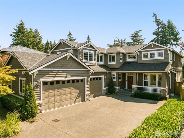 Property photo for 8821 SE 39th Street, Mercer Island photo 3