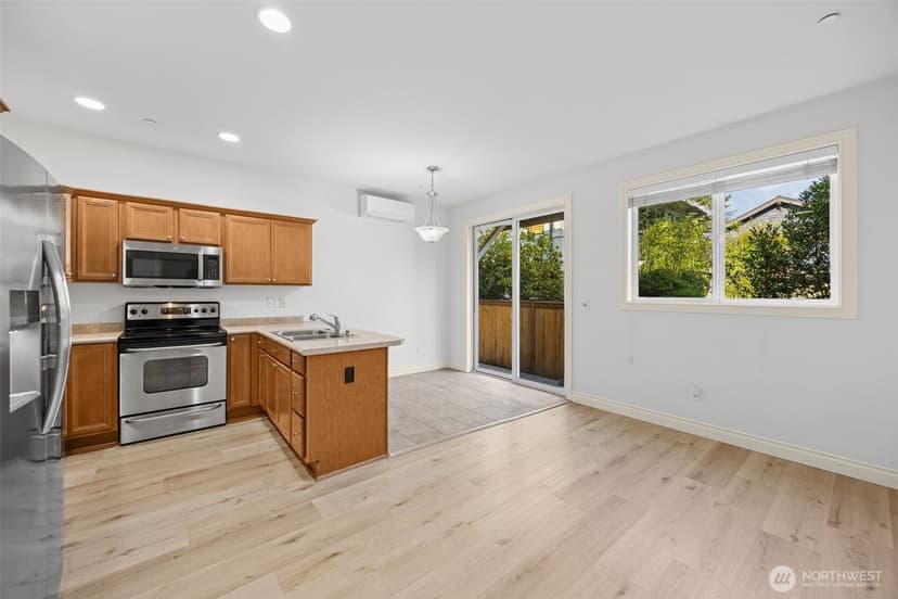 Property photo for 8821 SE 39th Street, Mercer Island photo 34