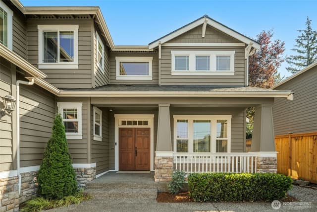 Property photo for 8821 SE 39th Street, Mercer Island photo 5