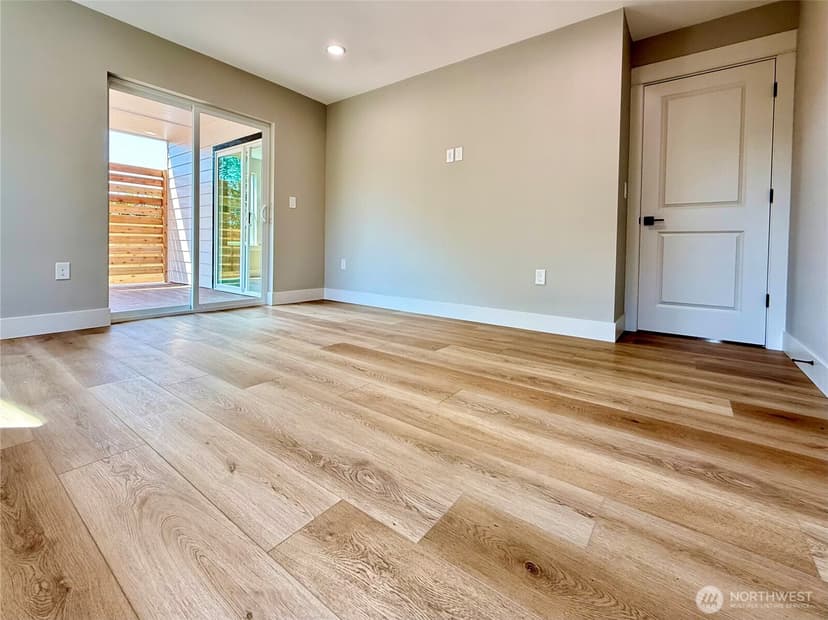 Property photo for 821 Shark Court SW, Ocean Shores photo 28