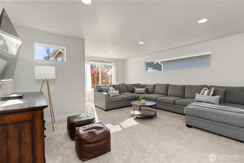 Property photo for 33473 Walnut Avenue SE, Black Diamond photo 15