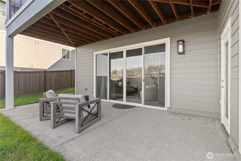 Property photo for 33473 Walnut Avenue SE, Black Diamond photo 32
