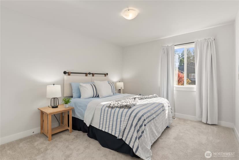 Property photo for 33473 Walnut Avenue SE, Black Diamond photo 19