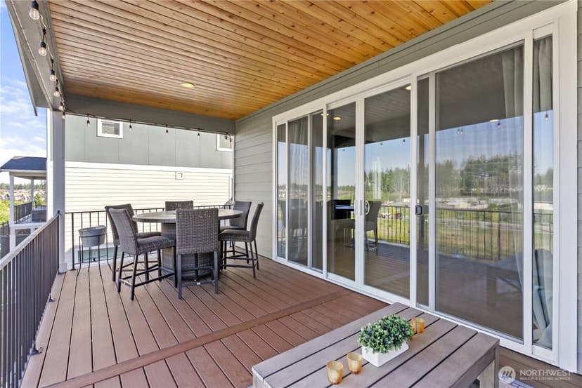 Property photo for 33473 Walnut Avenue SE, Black Diamond photo 30
